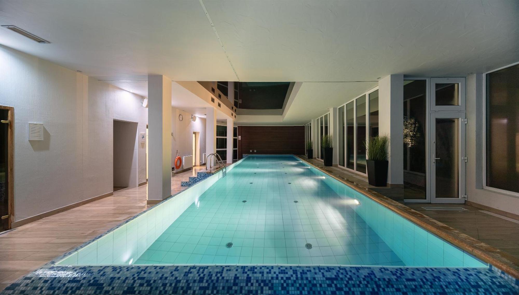 Hotel Moran & Spa Powidz  Ngoại thất bức ảnh