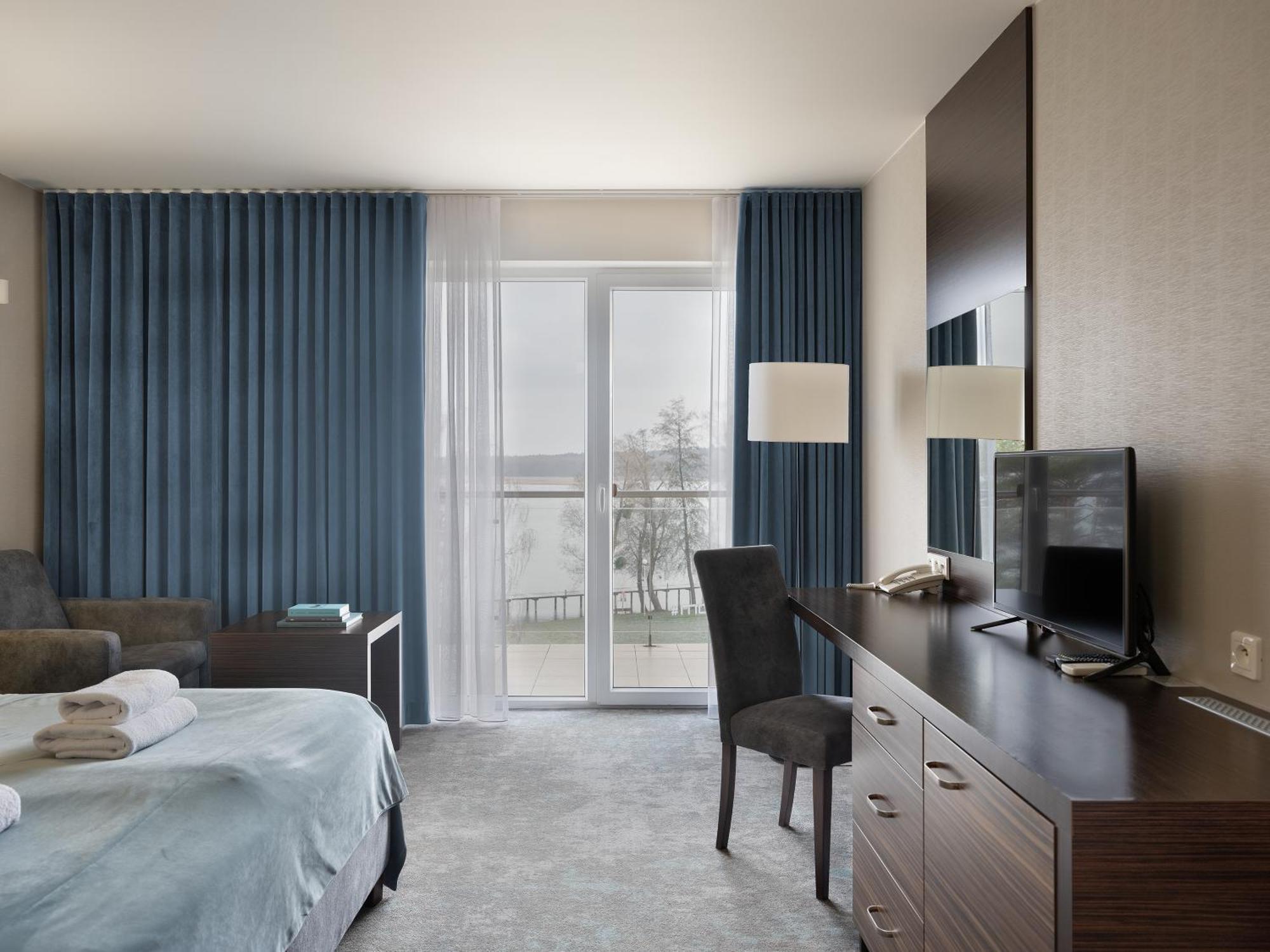 Hotel Moran & Spa Powidz  Ngoại thất bức ảnh